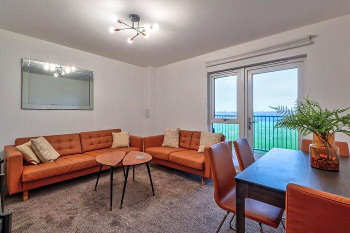 2 Bedroom Apartment To Rent In Swannell Way, London, NW2