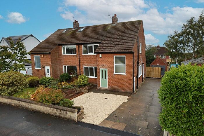 3 Bedroom Semi-detached House To Rent In Kirkwood Crescent, Leeds, West Yorkshire, LS16