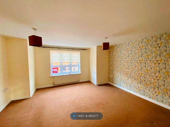 2 Bedroom Flat To Rent In Ashover Road, Newcastle Upon Tyne, NE3