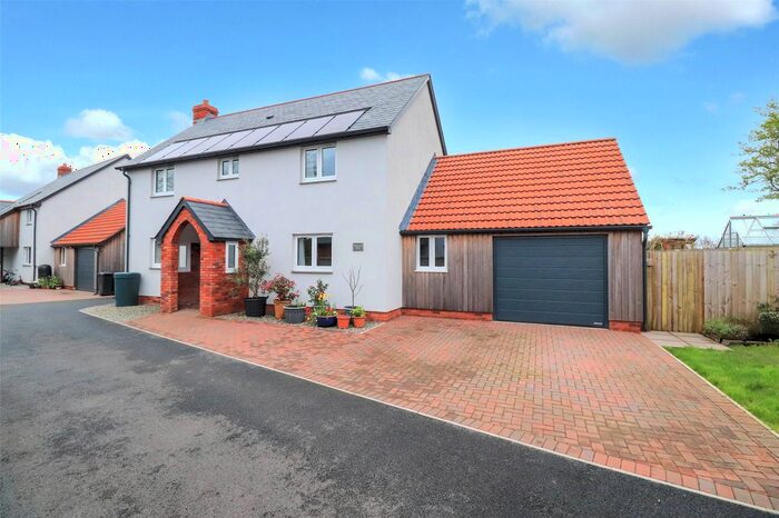 3 Bedroom Detached House For Sale In Chawleigh, Chulmleigh, Devon, EX18