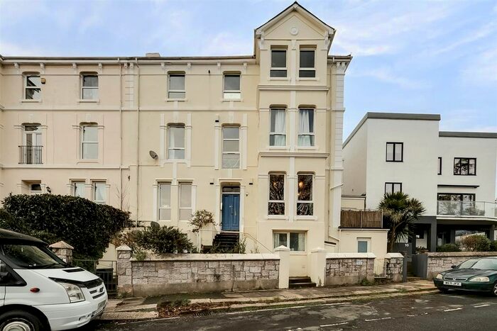 4 Bedroom Flat To Rent In Hillsborough, Mannamead, Plymouth, PL4