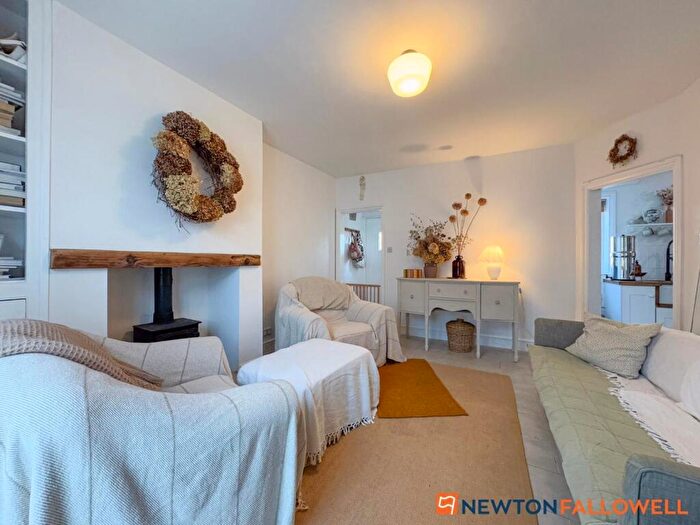 2 Bedroom Cottage For Sale In Summers Terrace, Eagle Road, Swinderby, LN6