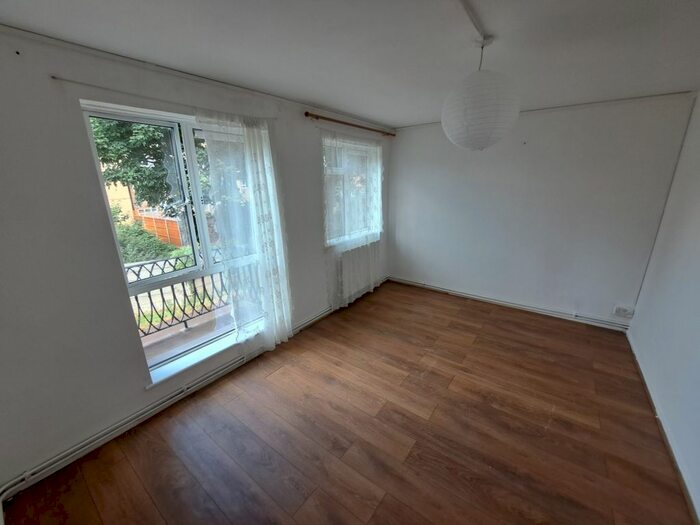 1 Bedroom Flat To Rent In Plevna Road, London, N9