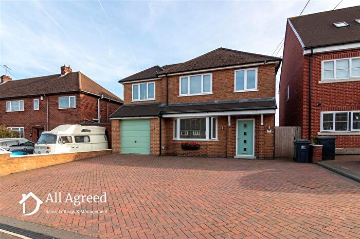 4 Bedroom Detached House For Sale In Birchwood Lane, Somercotes, DE55