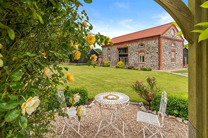 5 Bedroom Barn Conversion For Sale In Letton, IP25
