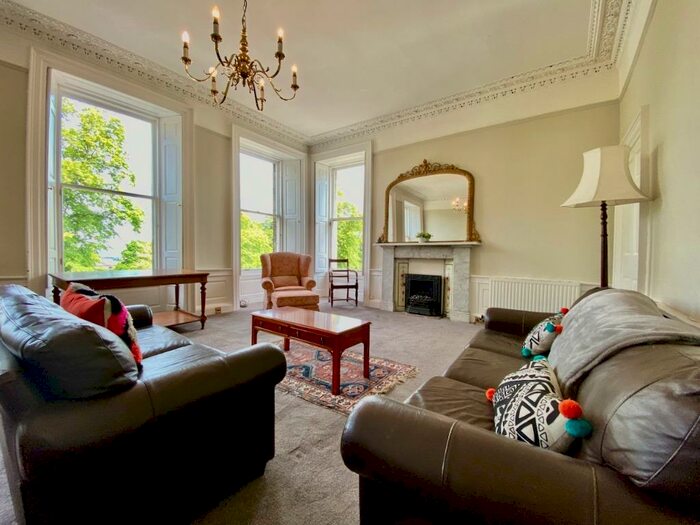 5 Bedroom Flat To Rent In North Castle Street, New Town, Edinburgh, EH2