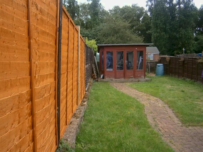 2 Bedroom Flat To Rent In Doreen Avenue, Kingsbury, London, NW9