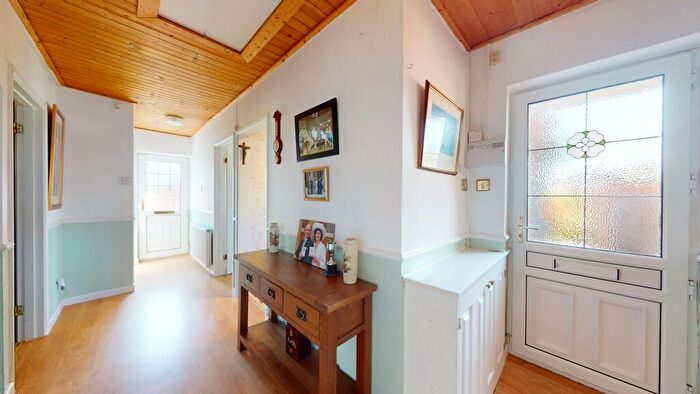 3 Bedroom Detached Bungalow For Sale In Davenham Close, Plymouth, PL6