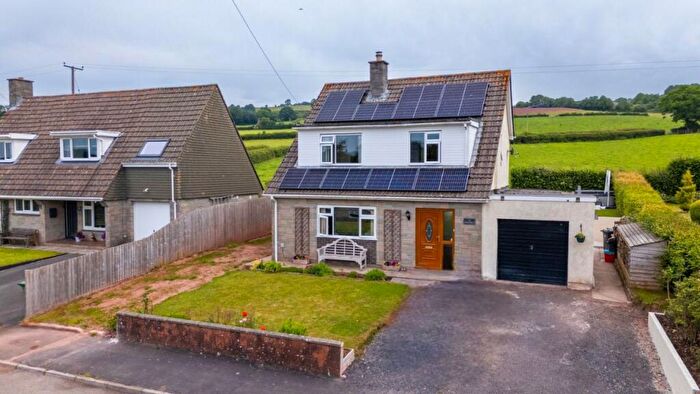 3 Bedroom Detached House For Sale In Groesffordd Park, Groesffordd, Brecon, LD3