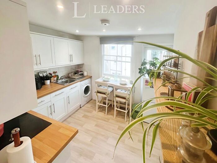 2 Bedroom Apartment To Rent In Blatchington Road, Hove, BN3