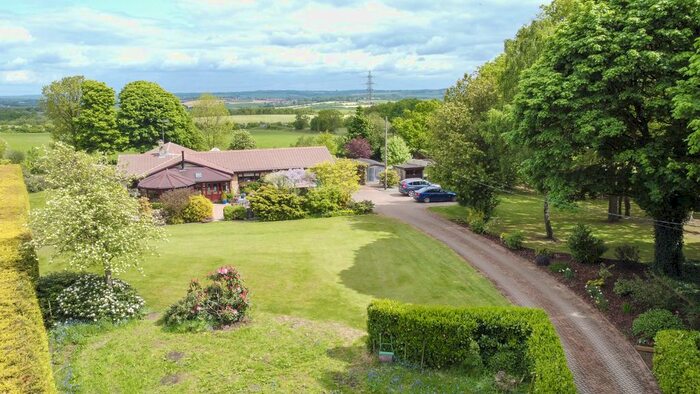 5 Bedroom Bungalow For Sale In Sutton Spring Wood, Calow, Chesterfield, S44