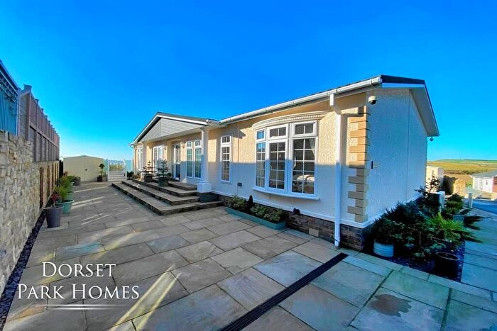 2 Bedroom Park Home For Sale In White Horse Park, Osmington Hill, Osmington, Weymouth, Dorset, DT3