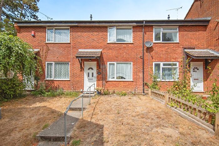 3 Bedroom Terraced House For Sale In Yew Tree Rise, Pinewood, Ipswich, IP8