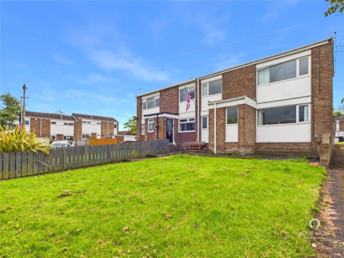 2 Bedroom Semi Detached House For Sale In Woodburn, Leam Lane, Gateshead, NE10