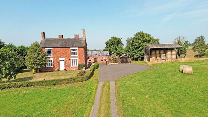 4 Bedroom Farm House For Sale In Meadow Hayes Farm, Boylestone, DE6