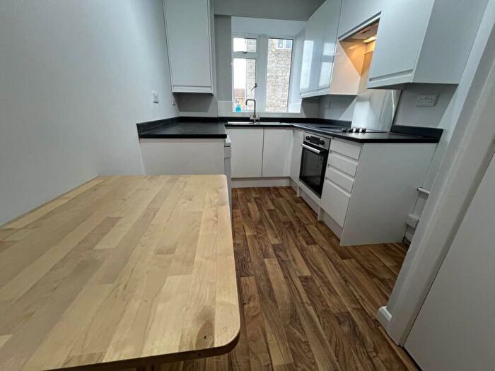 2 Bedroom Flat To Rent In St Michaels Court, Monkton Combe, Bath, BA2