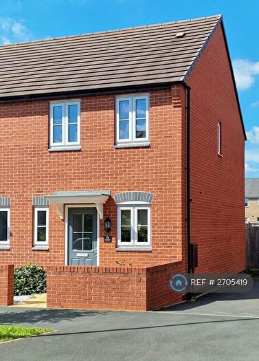 2 Bedroom Semi Detached House To Rent In Chalfont Drive, Nottingham, NG8