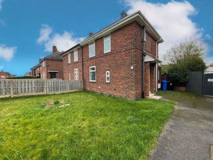 2 Bedroom Semi-Detached House To Rent In Mauncer Crescent, Woodhouse, Sheffield, S13