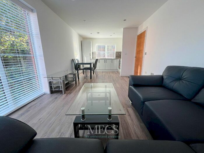 2 Bedroom Town House To Rent In The Mint, Jewellery Quarter, Hockley, Birmingham, West Midlands, B18