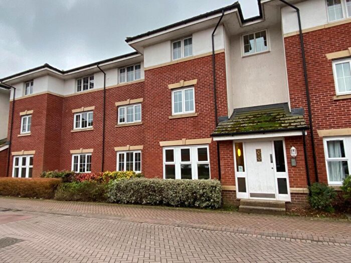 2 Bedroom Flat To Rent In Combe Walk, Devizes, SN10
