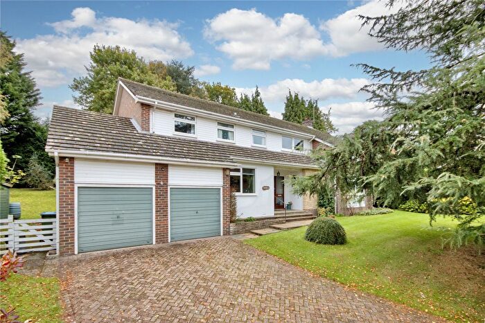 5 Bedroom Detached House For Sale In Wellmeade Drive, Sevenoaks, Kent, TN13