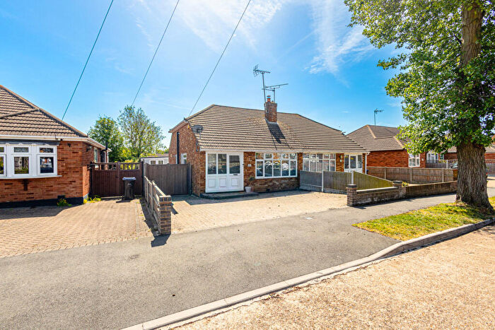 2 Bedroom Semi-Detached Bungalow For Sale In Macmurdo Road, Leigh-on-sea, SS9