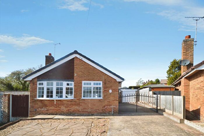 2 Bedroom Bungalow For Sale In Avon Close, Swadlincote, Derbyshire, DE11