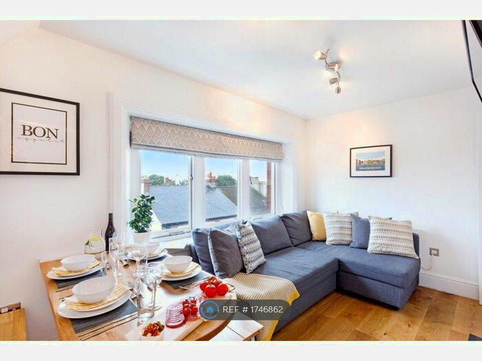 2 Bedroom Flat To Rent In High Street, Knaresborough, HG5