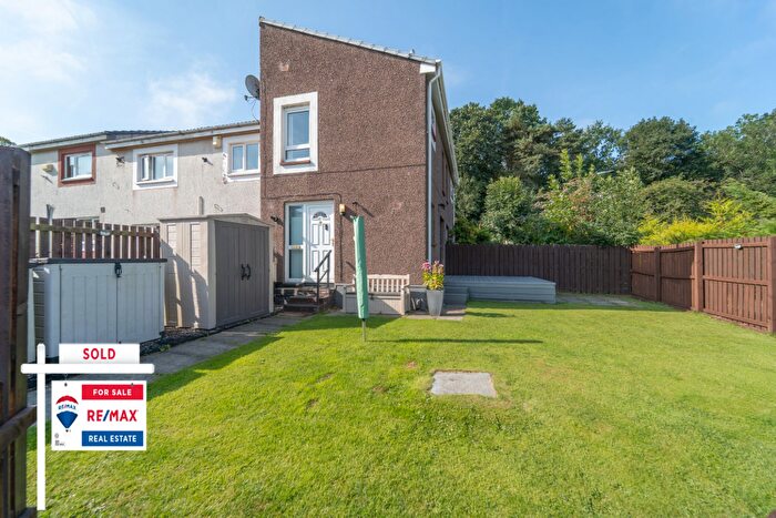 1 Bedroom Terraced House For Sale In Ochiltree Drive, Mid Calder, EH53