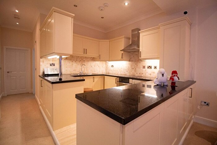2 Bedroom Flat For Sale In Clifton Road, Ruddington, Nottingham, NG11