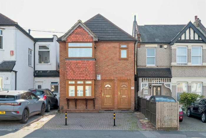 1 Bedroom Flat To Rent In Chingford Industrial Centre, Hall Lane, London, E4