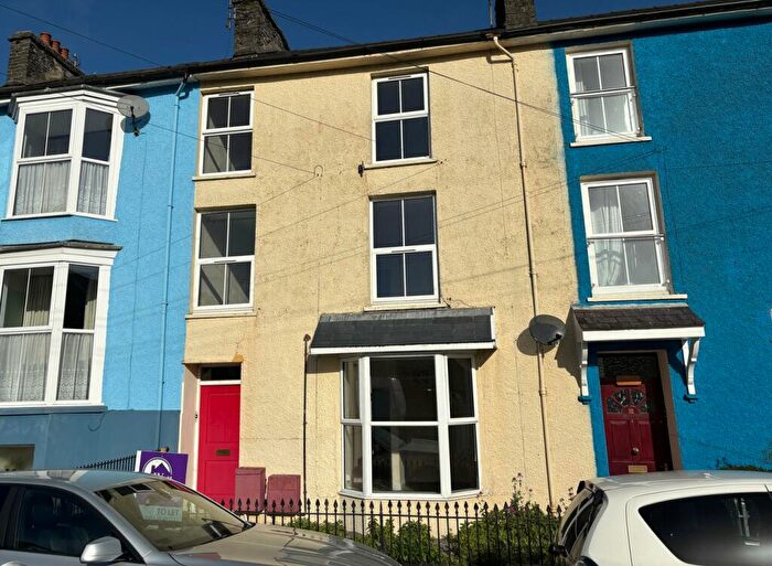 6 Bedroom Terraced House For Sale In Station Terrace, Lampeter, SA48