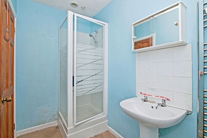 2 Bedroom Bungalow For Sale In Green Crescent, Helston, Cornwall, TR13