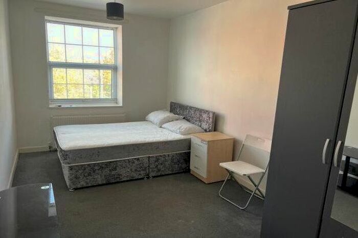1 Bedroom Property To Rent In A Chapel Street, Nottingham, NG17