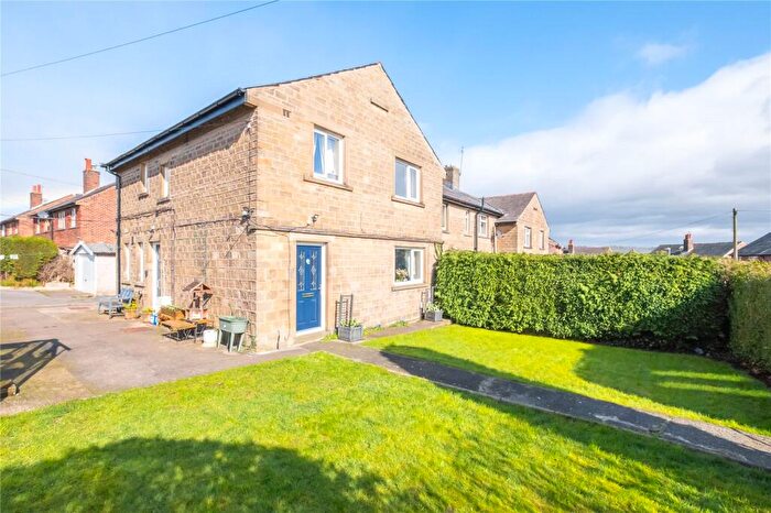 4 Bedroom Semi Detached House For Sale In Bradshaw Drive, Honley, Holmfirth, HD9