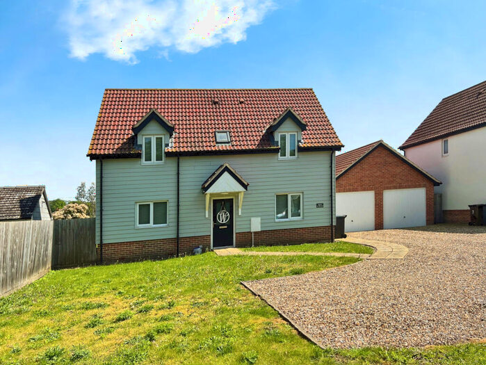 3 Bedroom Detached House To Rent In The Roebuck, Lakenheath, IP27