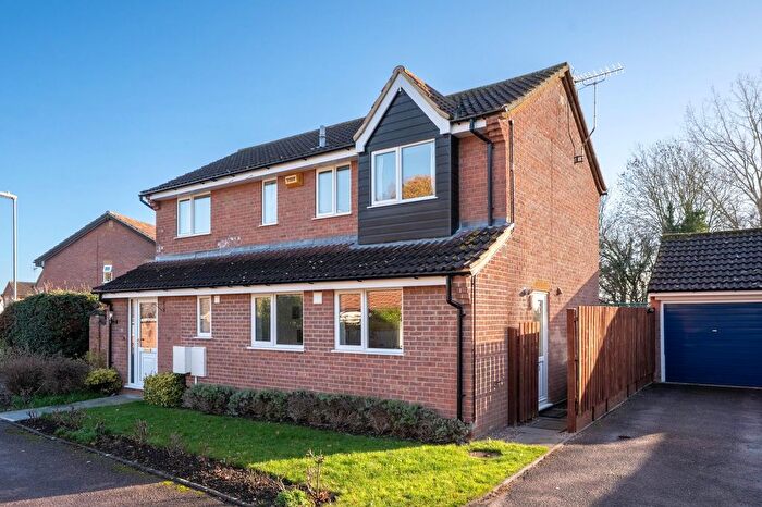 4 Bedroom Detached House For Sale In Chestnut Rise, Bar Hill, CB23