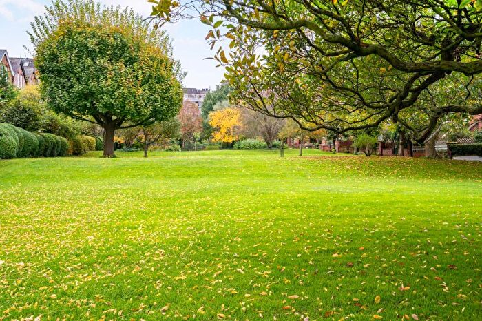 2 Bedroom Flat For Sale In Greencroft Gardens, South Hampstead, London, NW6
