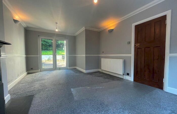 4 Bedroom Detached House For Sale In The Cottages, Oakridge Lane, Aldenham, Hertfordshire, WD25