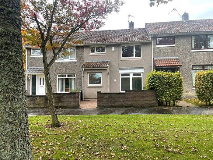 3 Bedroom Terraced House For Sale In Ralston Court, Glenrothes, KY6