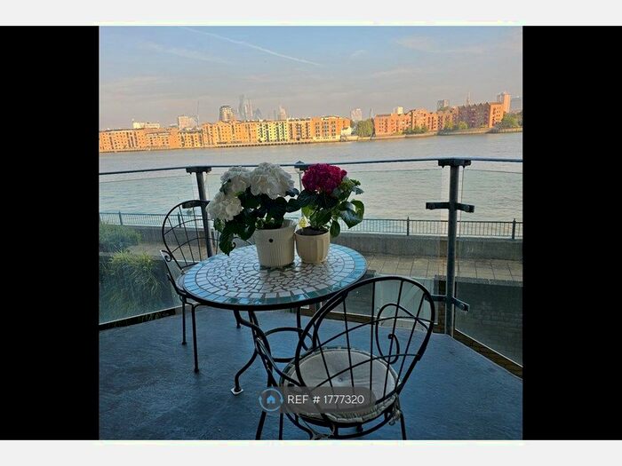 2 Bedroom Flat To Rent In Pacific Wharf, London, SE16