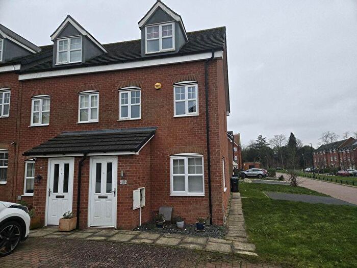 3 Bedroom End Of Terrace House To Rent In Arkell Way, Selly Oak, Birmingham, B29