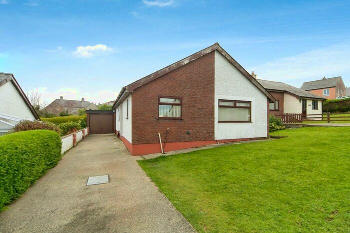 3 Bedroom Detached Bungalow For Sale In Hafod Lon, Rhiwlas, Bangor, LL57
