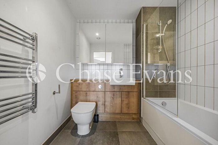1 Bedroom Flat To Rent In Kingwood Apartments, Waterline Way, Deptford Landings, Deptford, SE8
