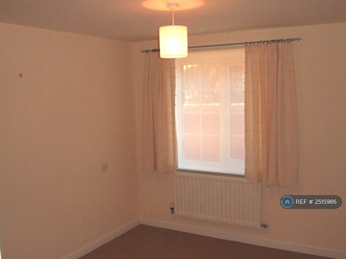 1 Bedroom Flat To Rent In Westmead Lane, Chippenham Wiltshire, SN15