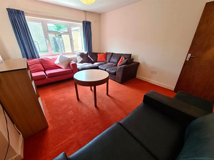 1 Bedroom House To Rent In A Mill Road, Cambridge, CB1