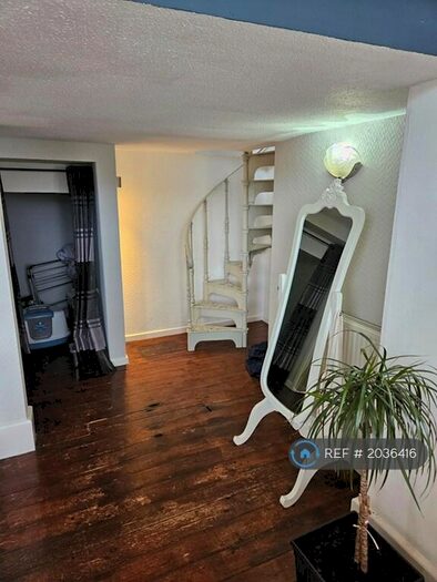 2 Bedroom Flat To Rent In Woodhouse Green, Rotherham, S66