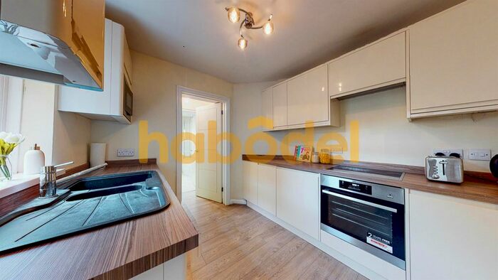 1 Bedroom Flat To Rent In West Street, Bromley, BR1