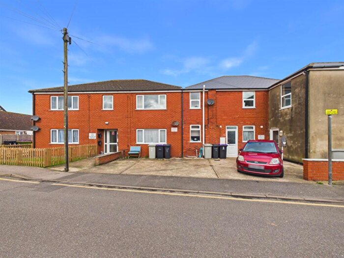 8 Bedroom Flat For Sale In Parry Road, Mablethorpe, LN12