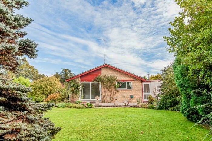 3 Bedroom Detached Bungalow To Rent In Chacombe, Banbury, OX17